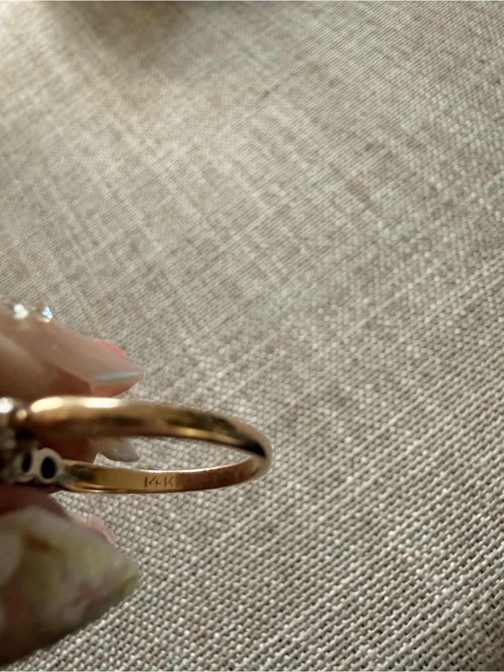 Vintage 14k gold  diamond engagement ring, beautiful - Picture 8 of 10